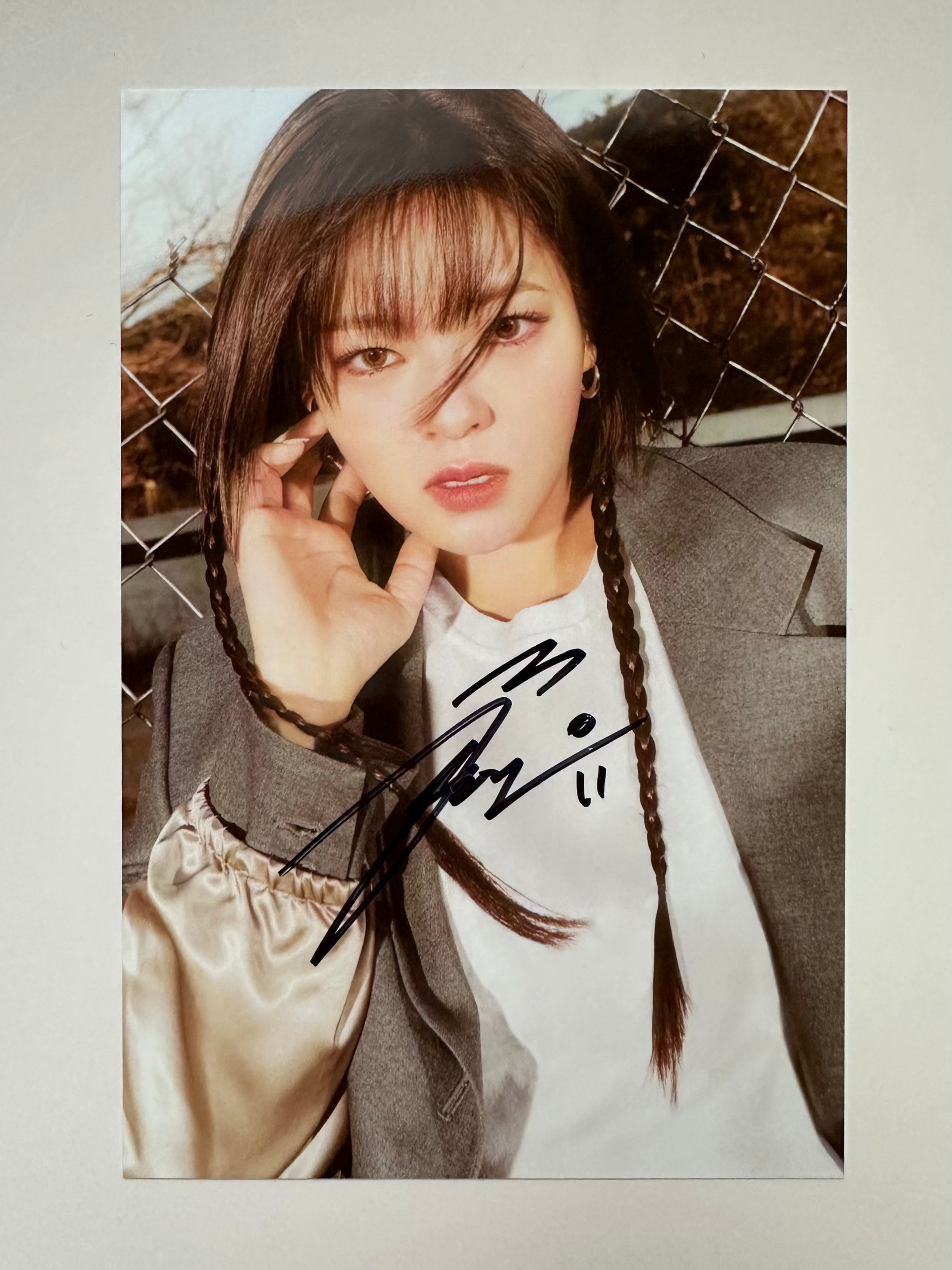 Twice 'READY TO BE' Album - Official Signed Post Cards – 00:00 Studios Twice 'READY TO BE' Album - Official Signed Post Cards – 00:00 Studios