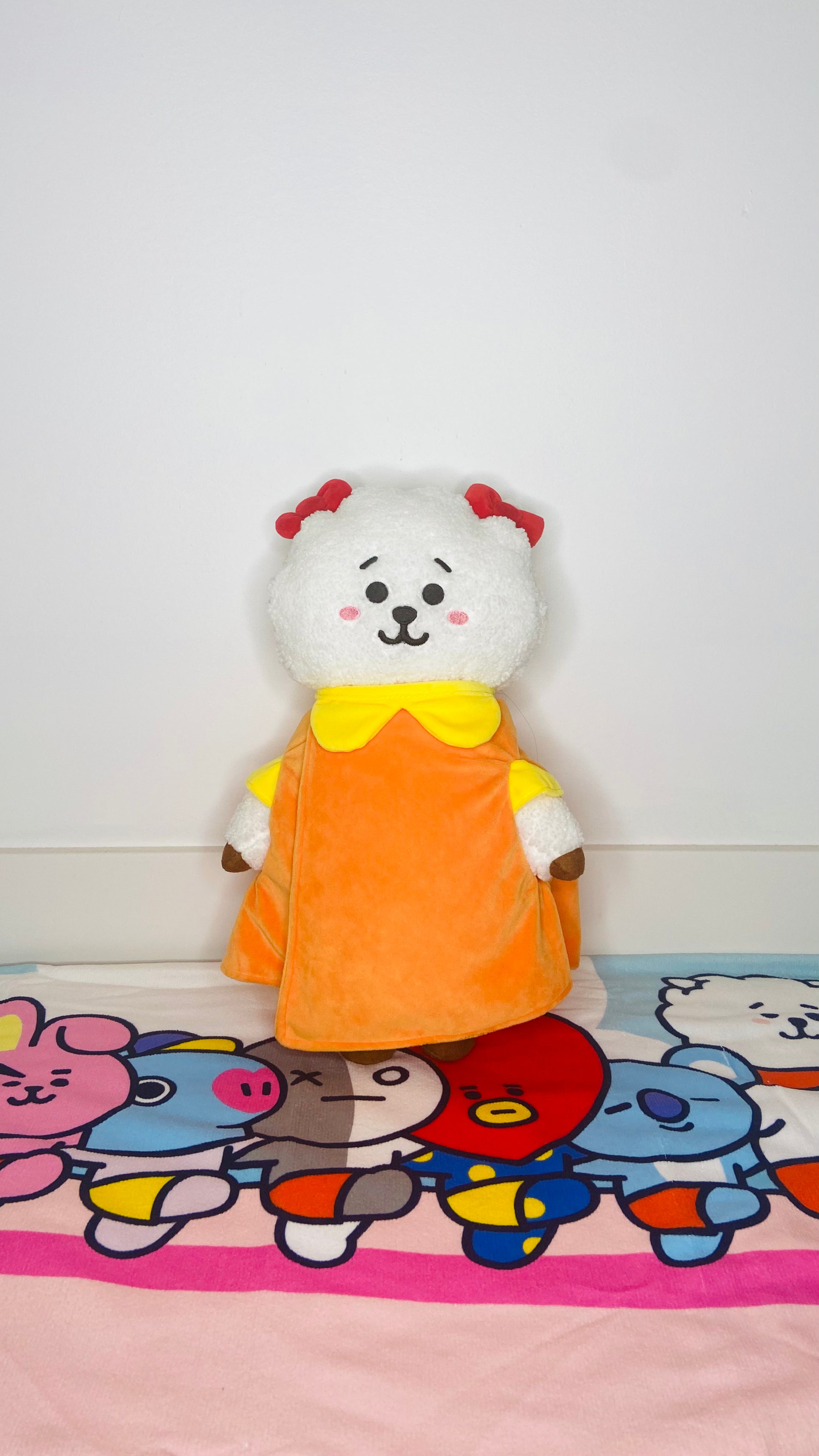 Younghee Alpaca Outfit Set
